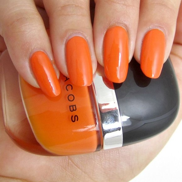 Marc Jacobs Nail Color Orange 114 Snap (0.43oz) .. NEW - Picture 2 of 3